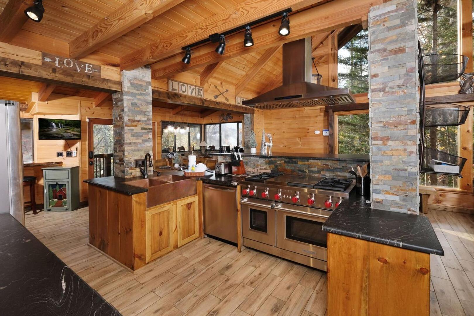 Villa Pitter Patter Swimming Pool Ht Near D'Town Gatlinburg Exterior foto